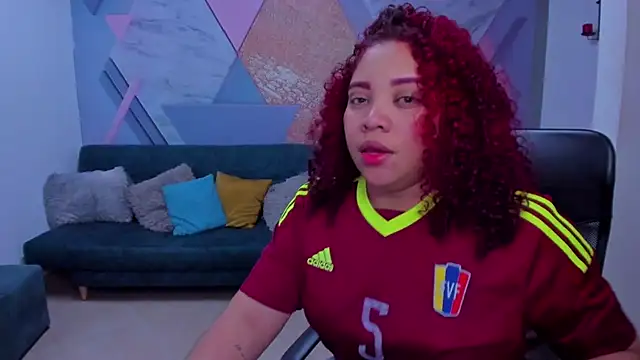 AngelaCoffee online show from November 27, 3:42 am