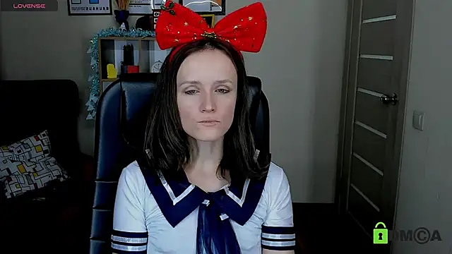 FrancescaCollins online show from December 14, 12:33 pm