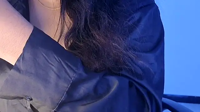 Asian FemQeen online show from April 17, 8:27 am