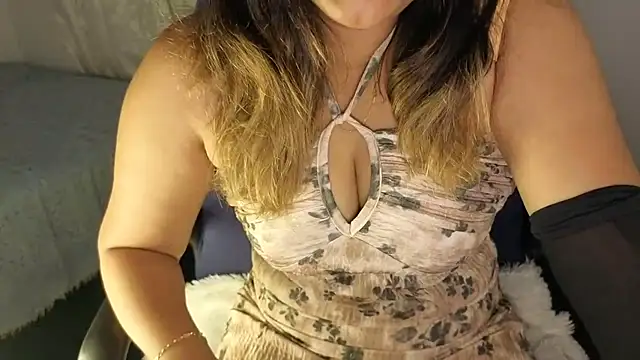 Asian FemQeen online show from September 26, 7:06 am