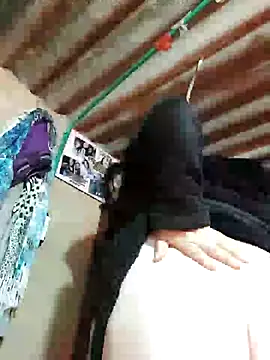 clarita 01 online show from October 4, 12:11 pm