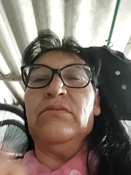 clarita 01 online show from June 3, 10:49 am