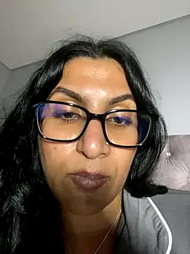 Indianbutter11 online show from October 12, 5:26 pm