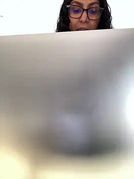 Indianbutter11 online show from September 10, 5:40 am