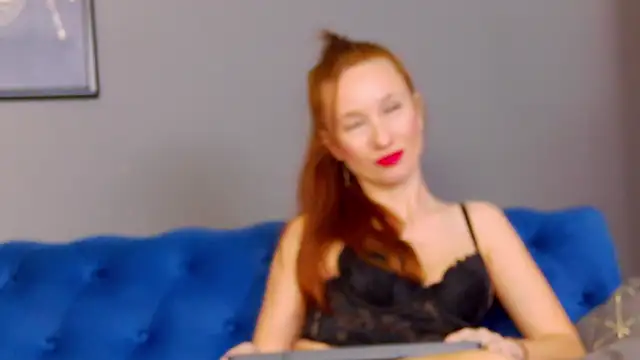 AnneHove online show from December 23, 5:22 am