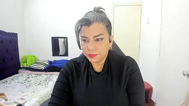 vikyadams online show from November 10, 12:50 am