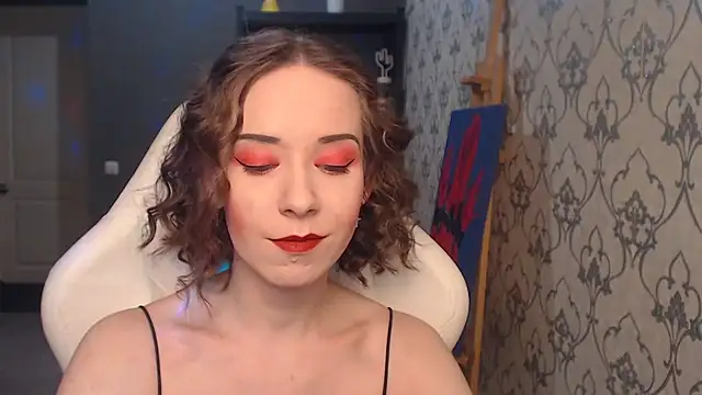 FascinatingEyess online show from June 4, 6:56 pm