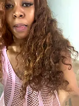 Rose berry online show from December 3, 7:44 am