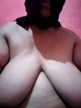 Snapshot of naughtygrannyXXX chatting on October 17, 8:12 pm naughtygrannyXXX online show from October 17, 8:12 pm