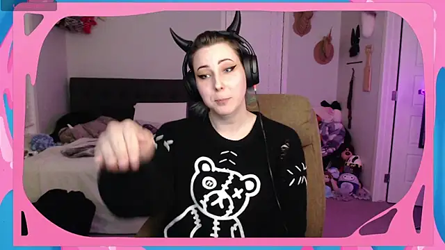 CirqueNoirBlu online show from October 3, 3:11 am