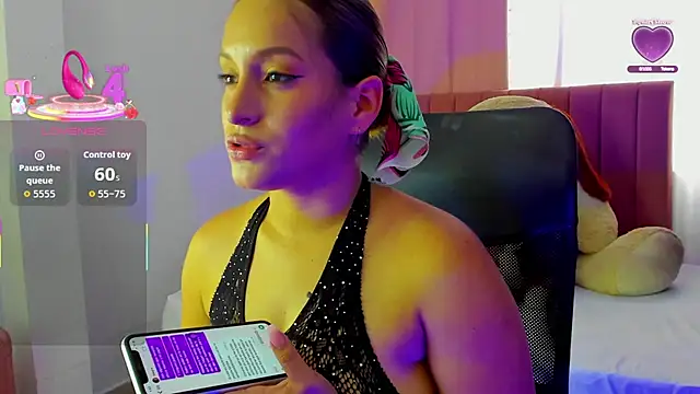 Agnescruzz online show from December 17, 6:34 pm