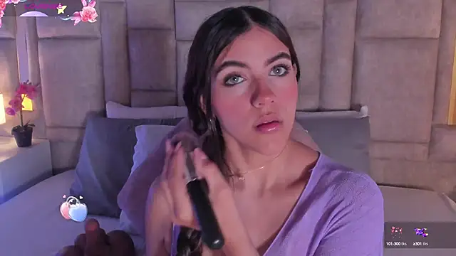 SofiScott  online show from September 16, 8:39 pm