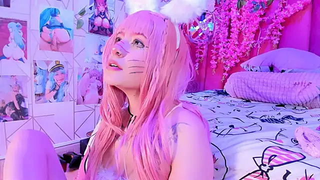 Snapshot of Alicebenett chatting on September 25, 8:50 pm Alicebenett online show from September 25, 8:50 pm