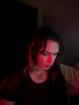 LinnWy69 online show from December 20, 7:23 am