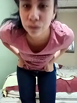 Michellluxo online show from April 13, 3:24 pm