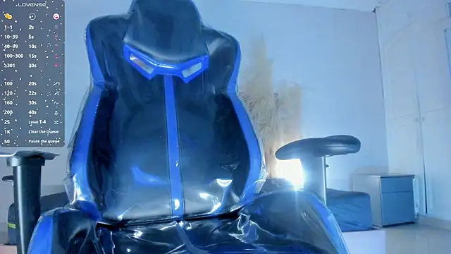 Lissalittlee online show from November 29, 8:46 pm