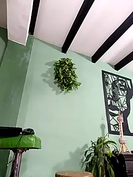 thirstymoonxx online show from February 26, 5:06 am