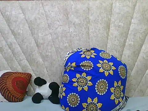 Sexy Villagegal online show from October 21, 8:24 pm