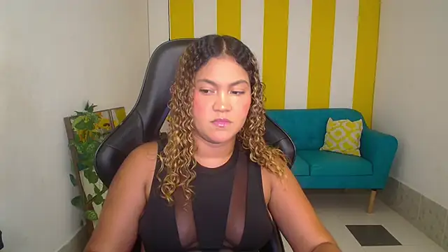 Cristal War online show from October 30, 11:39 pm