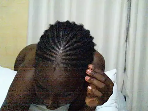 Snapshot of ara_bella chatting on October 14, 11:18 pm ara bella online show from October 14, 11:18 pm