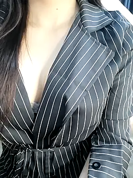  Linez  online show from November 30, 5:28 pm