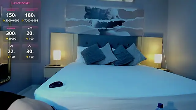 Ramona Flower online show from November 21, 2:13 am