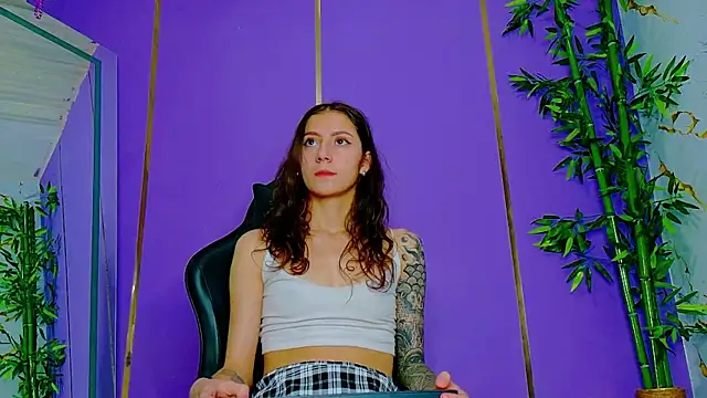 scarlet-jonesx online show from October 11, 5:12 am