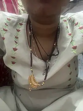 APKI WIFE  online show from March 9, 4:37 am