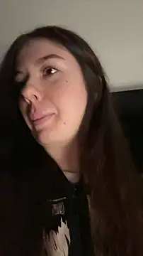 Kimi Ass online show from April 7, 11:01 am