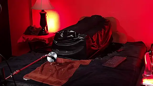 JenniferCD online show from April 17, 10:01 pm