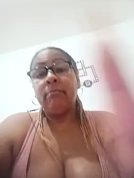 Afroditabichota online show from November 29, 4:05 am