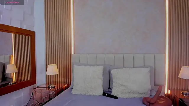 BILIE ROUSE1 online show from December 20, 3:10 am