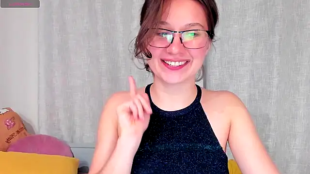 Snapshot of Lilith_lutherlow chatting on October 5, 5:51 pm Lilith lutherlow online show from October 5, 5:51 pm