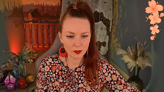 VandaRossi online show from October 28, 1:28 pm