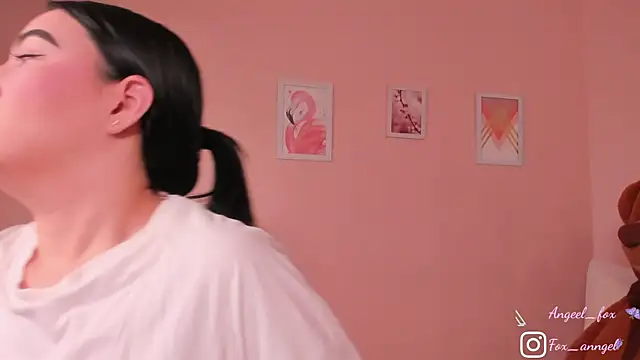 angeel fox online show from September 30, 2:50 am