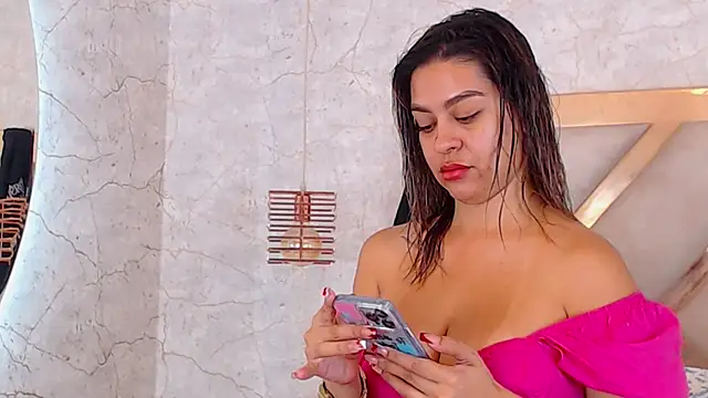 JoannaStanford online show from February 25, 1:09 pm