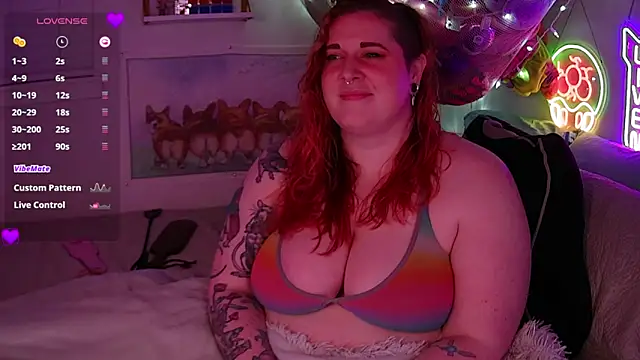 opalreigning online show from March 8, 10:08 am