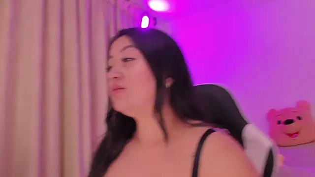 shanel taylor online show from January 14, 1:27 pm