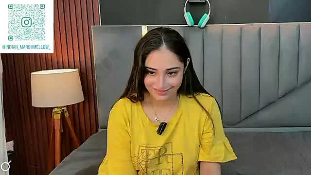 demieliss online show from October 6, 7:18 pm