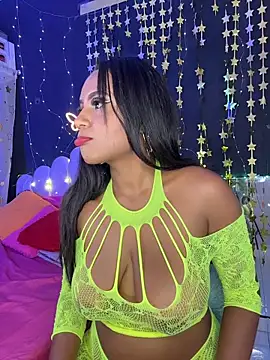 AlisonHoot69 online show from November 6, 3:34 am