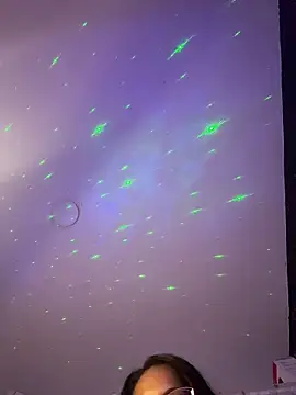 AlisonHoot69 online show from November 3, 5:22 am