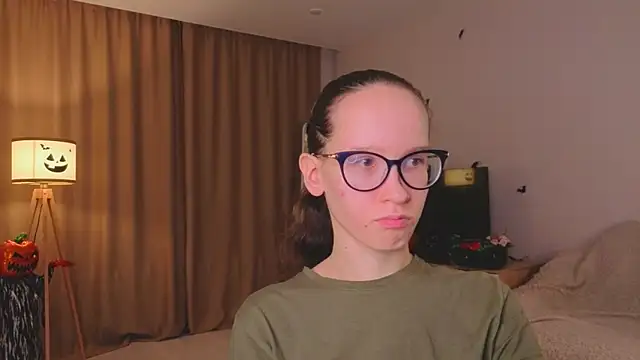 BettyBrowni online show from November 18, 4:19 pm