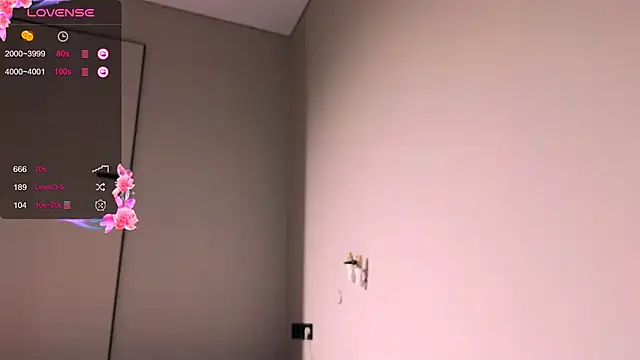 StephanyLuxe online show from January 11, 3:55 am