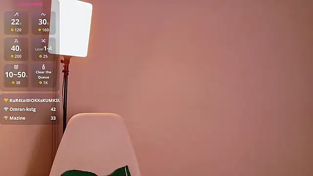 littleebluee online show from November 29, 2:59 am