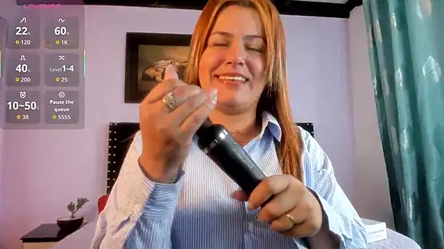 Alexandra Torress online show from November 3, 3:38 pm