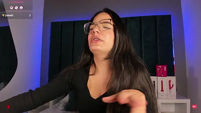 IsabellaGrey19 online show from January 13, 8:24 pm