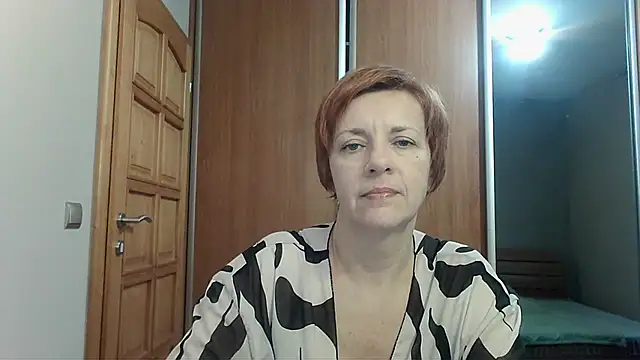 LoraLoraMay online show from March 25, 4:43 pm