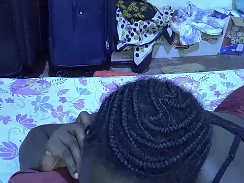 Adaline-Paris online show from January 8, 6:34 pm