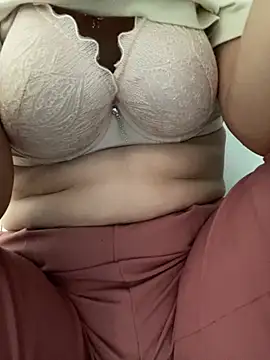 Milk Mom99 online show from March 17, 7:45 am