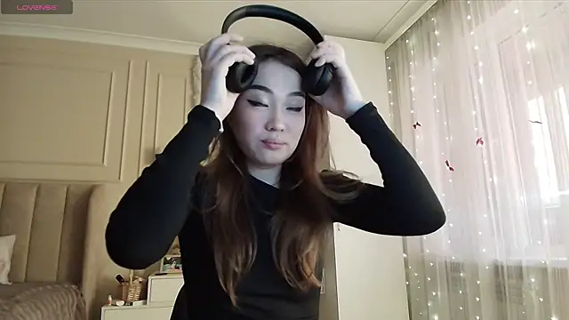 melissa yamazaki online show from April 17, 5:20 am